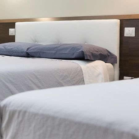 Venustas Roma Hotel Экстерьер фото