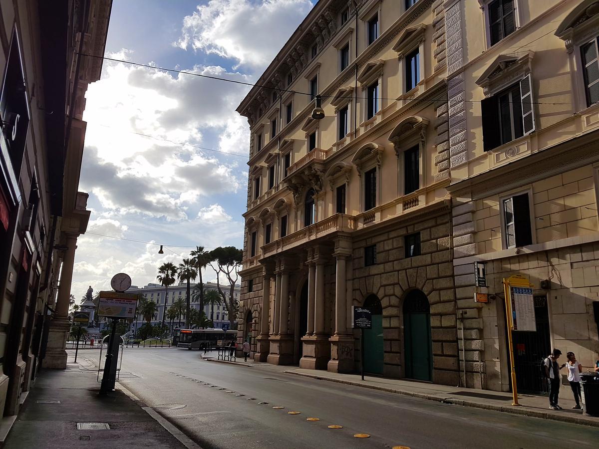 Venustas Roma Hotel Экстерьер фото