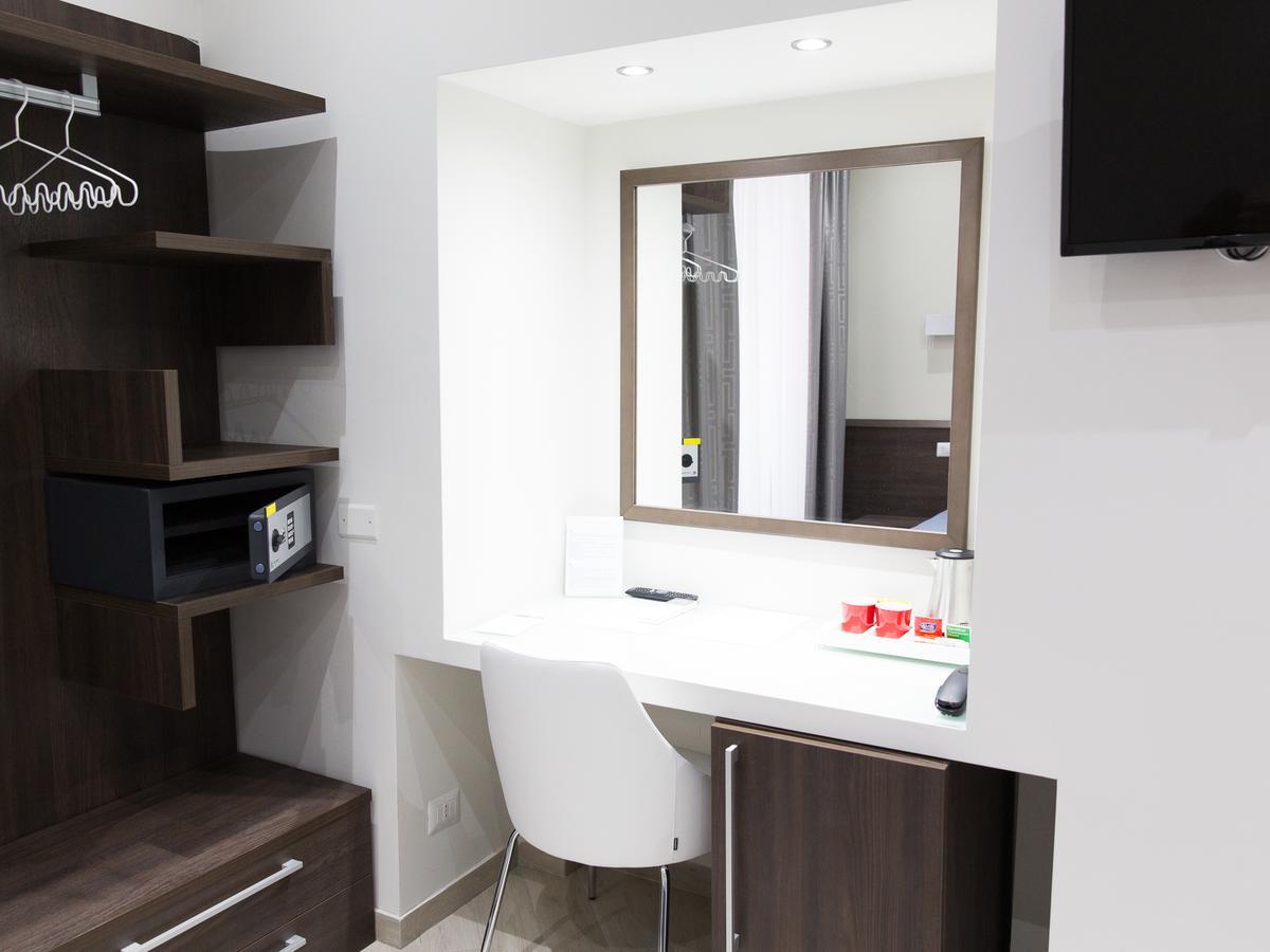 Venustas Roma Hotel Экстерьер фото
