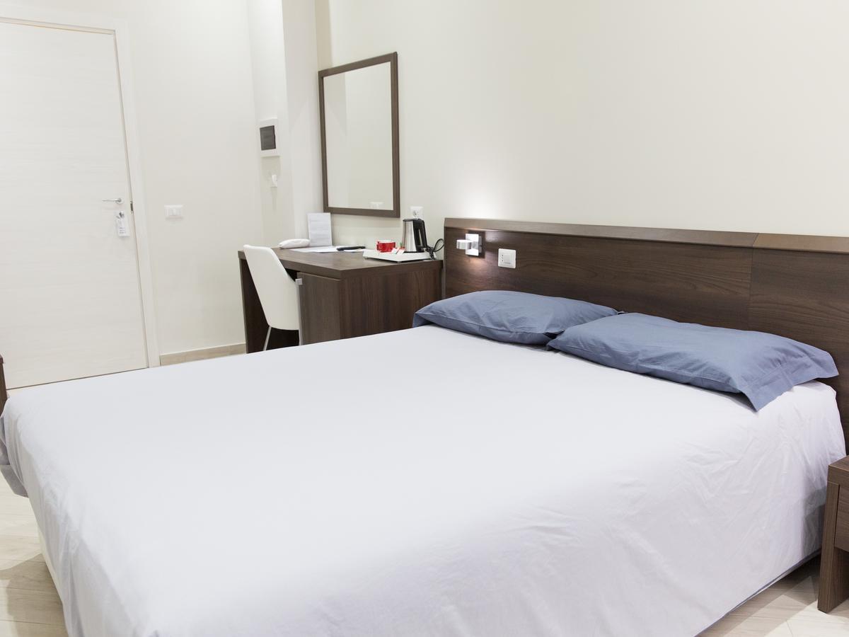Venustas Roma Hotel Экстерьер фото